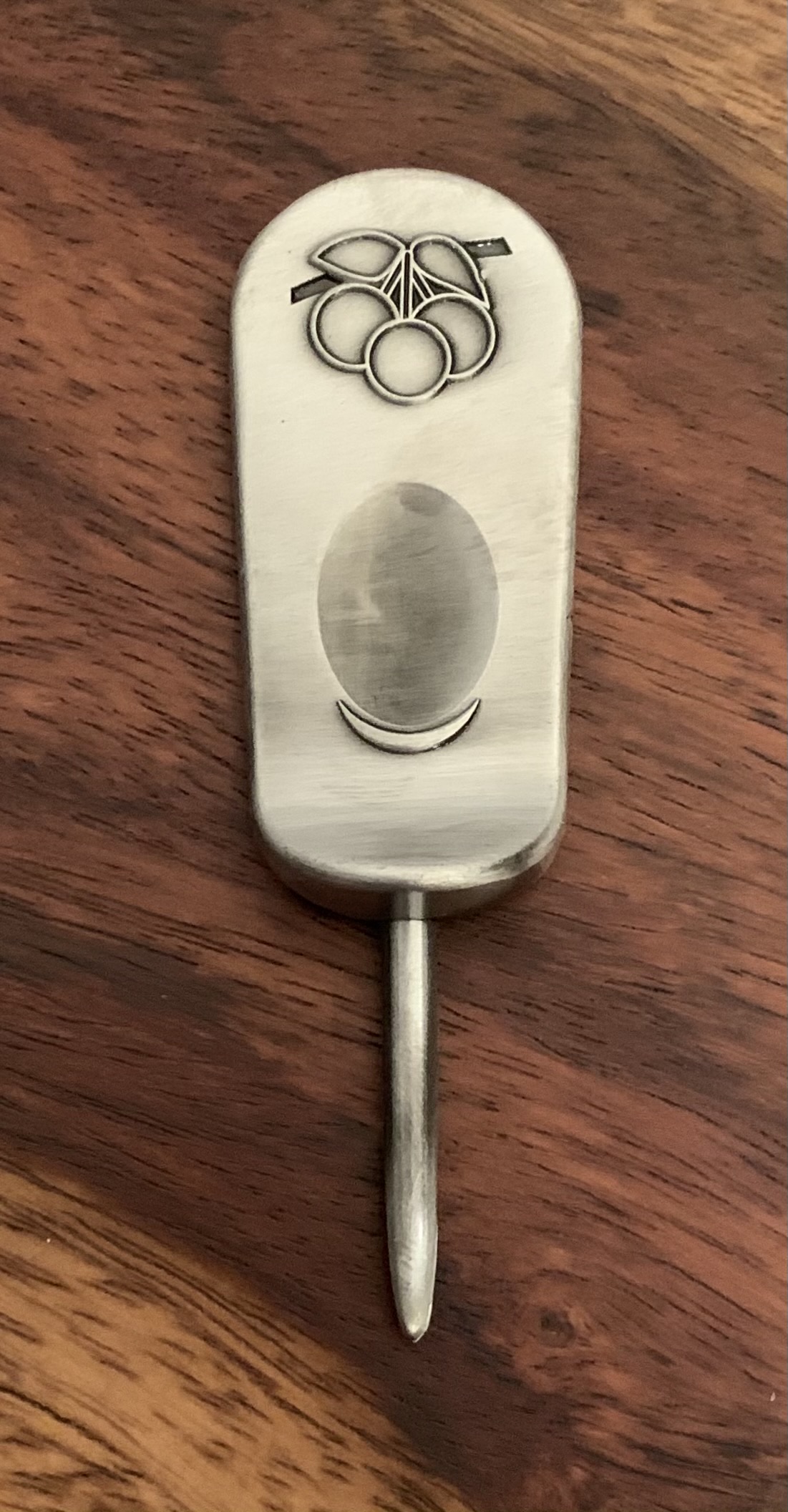 Cherry Icon Custom Divot Tool